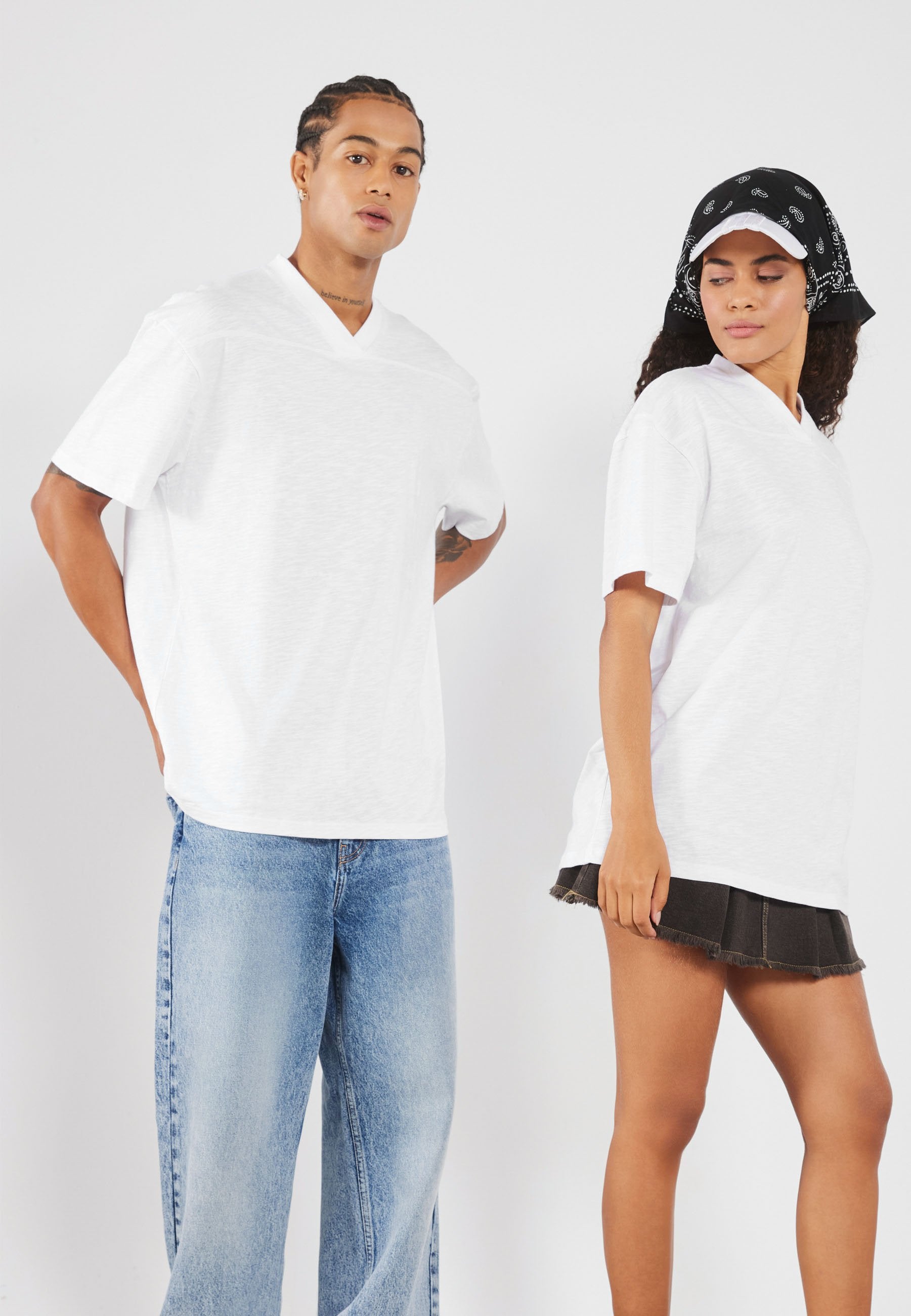 YOURTURN OVERSIZED FIT V NECK