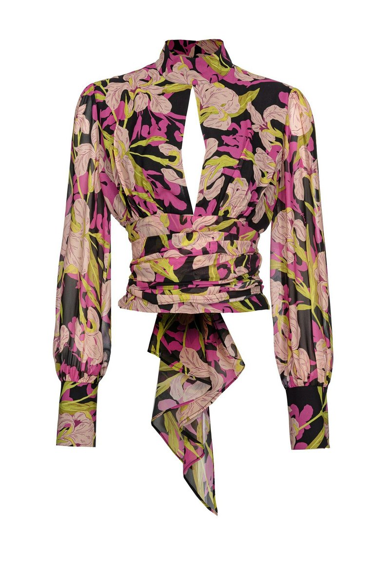 Blumenbluse aus transparentem schwarzem Stoff mit rosa und grünen Mustern, einem hohen Kragen und einem Schlitz am Ausschnitt, ausgestattet mit langen, gepufften Ärmeln.