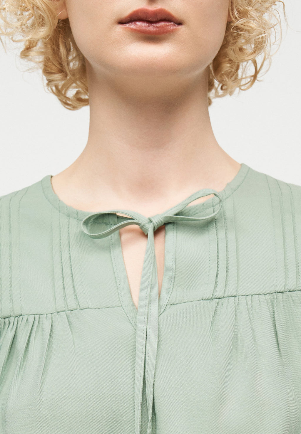 ONLARIS LIFE TIE NECK  Media 6