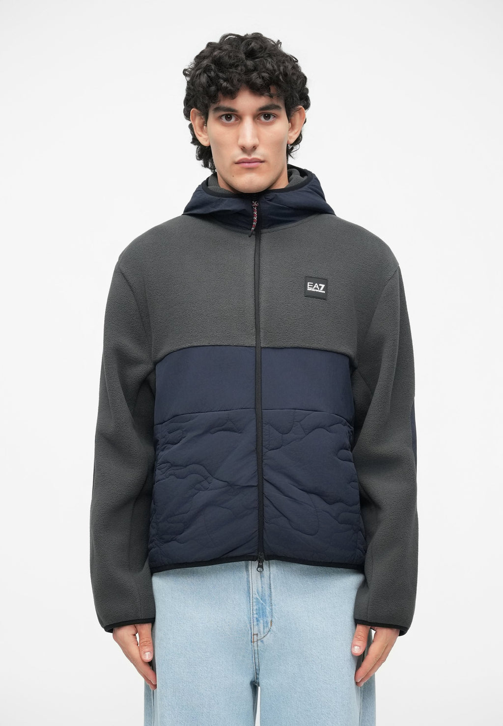 MOUNTAIN HIKING UNISEX Media 3