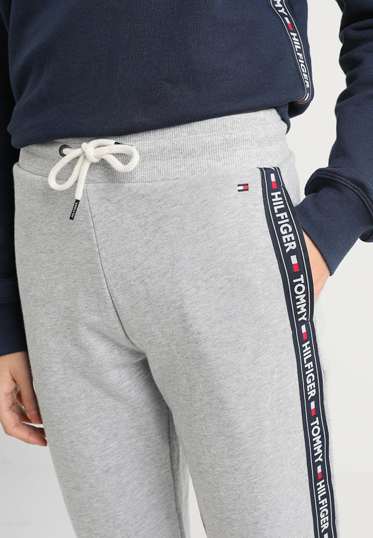 AUTHENTIC TRACK PANT  Media 6