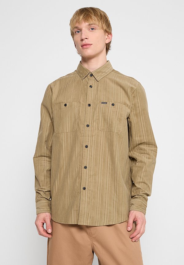 Volcom CLASSIC FIT