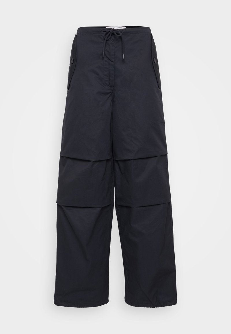 CHI TROUSERS  Media 1