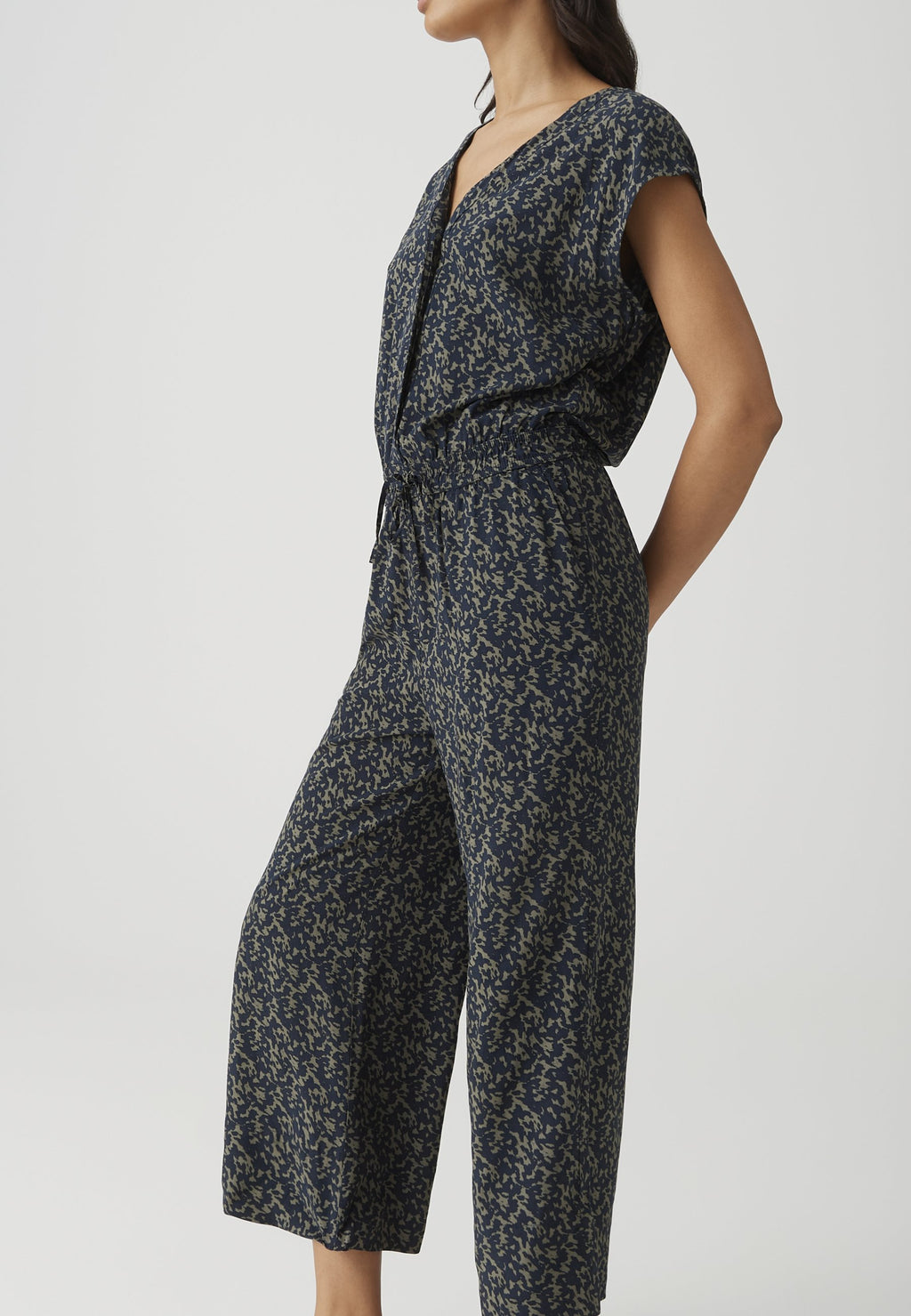 OPUS MID RISE CROPPED WIDE FIT PRINT