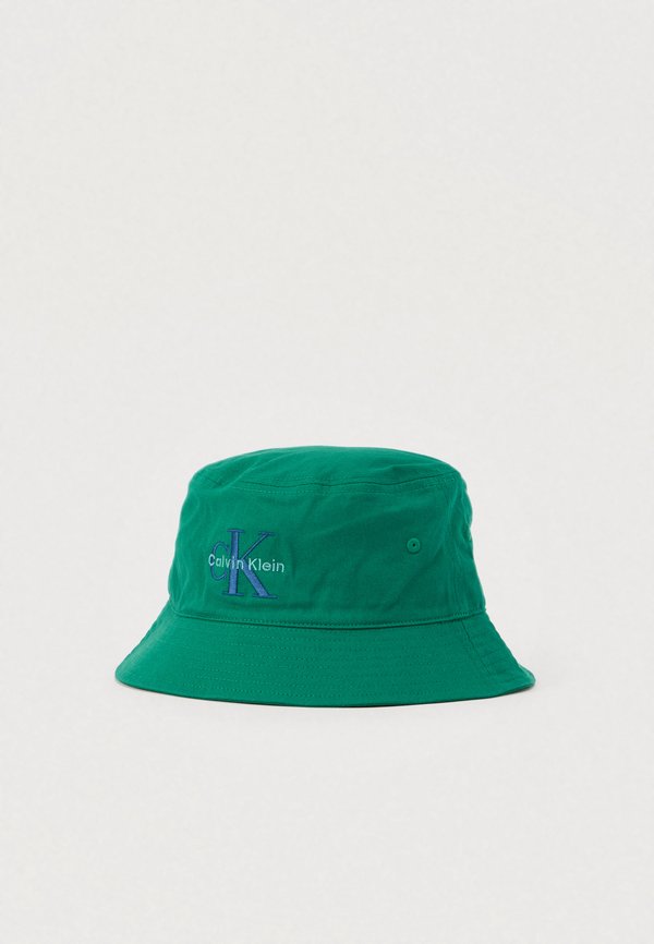 Calvin Klein MONOLOGO EMBROIDERY BUCKET  - Hat - enchanted forest