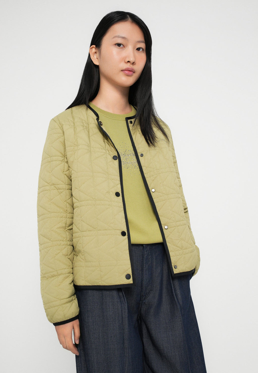 QUILT LIGHTWEIGHT JACKET Media 5