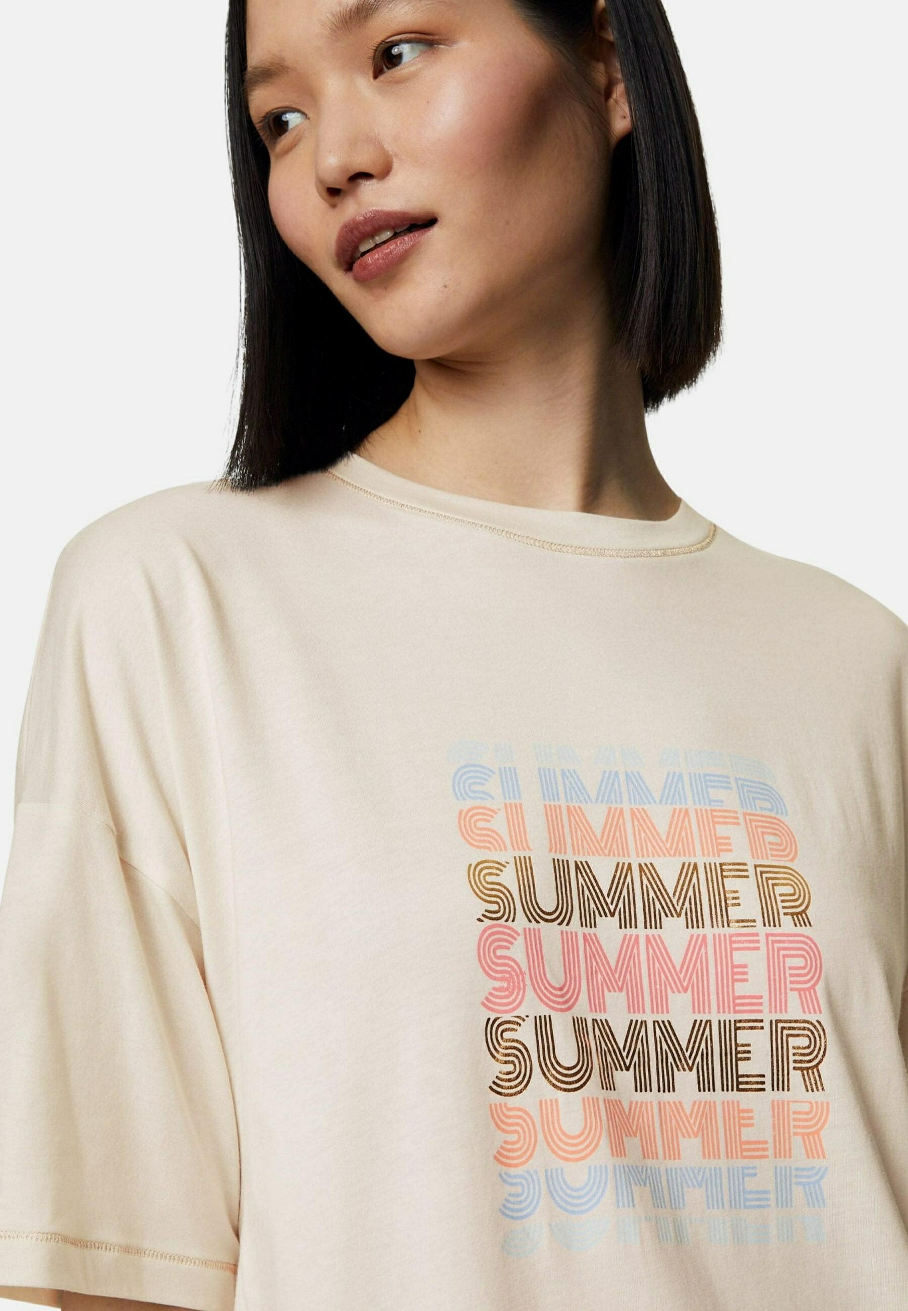 Marks & Spencer SUMMER SLOGAN