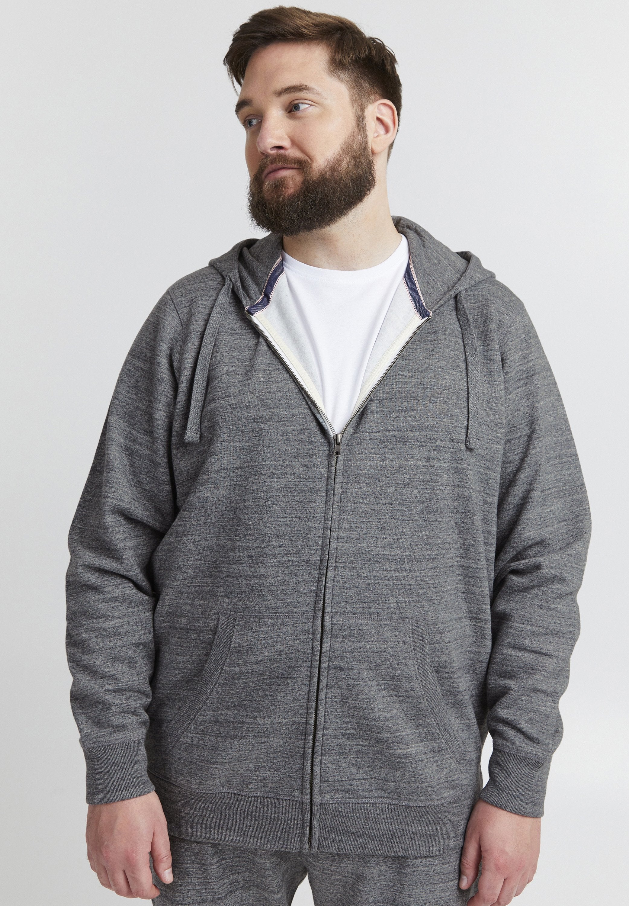BHBVELNO PLUS SIZE Media 3