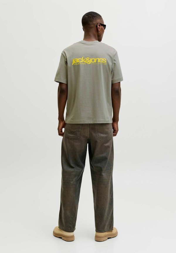 Jack & Jones T-SHIRT BACKPRINTET T-SHIRT - Print T-shirt - shadow