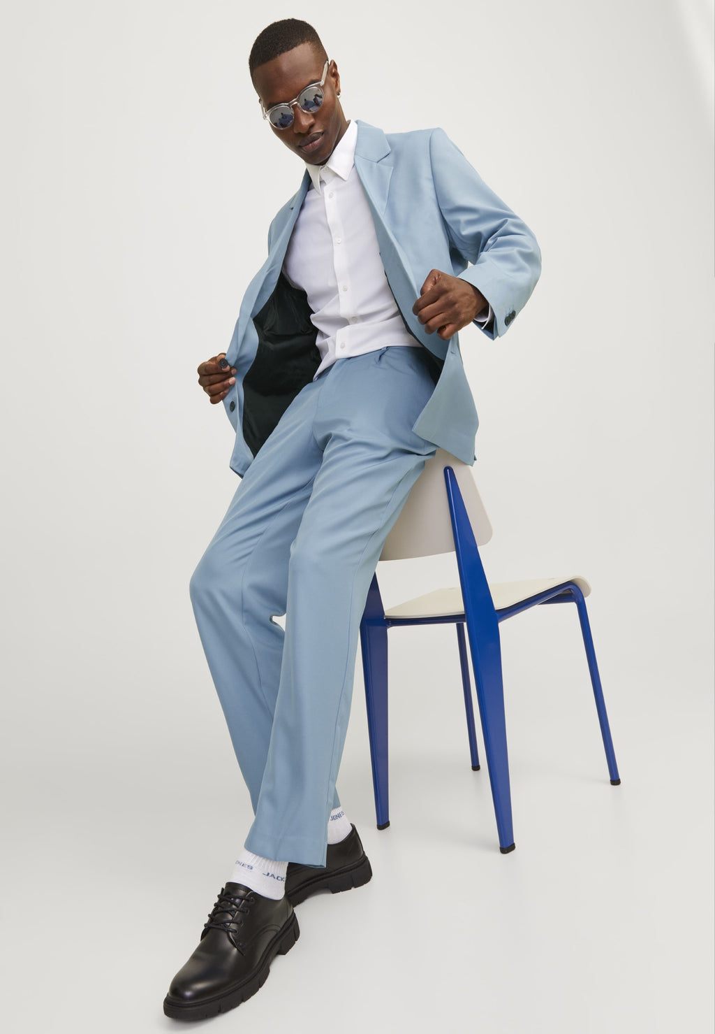 Jack & Jones PREMIUM Single breasted and tailored JPRCARTER Relaxed Fit Suit