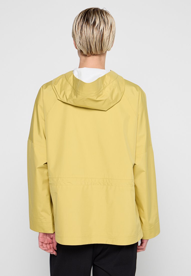 Barbour LOLA