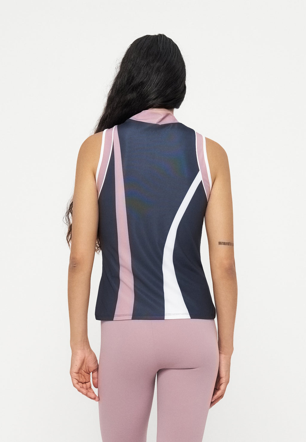 EA7 Emporio Armani Top Media 2