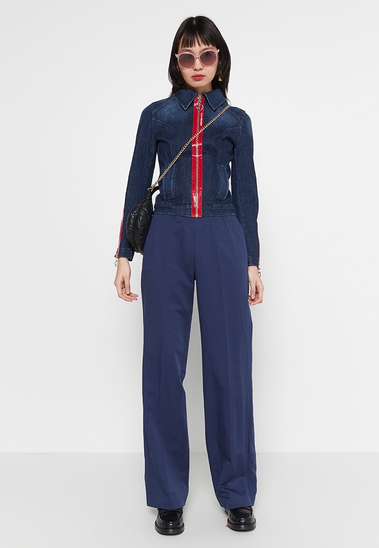 Love Moschino