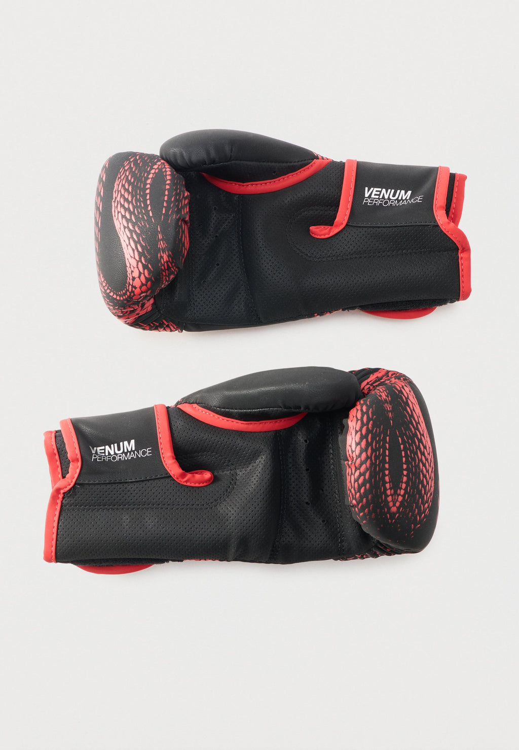 Venum MATUPA BOXING GLOVES