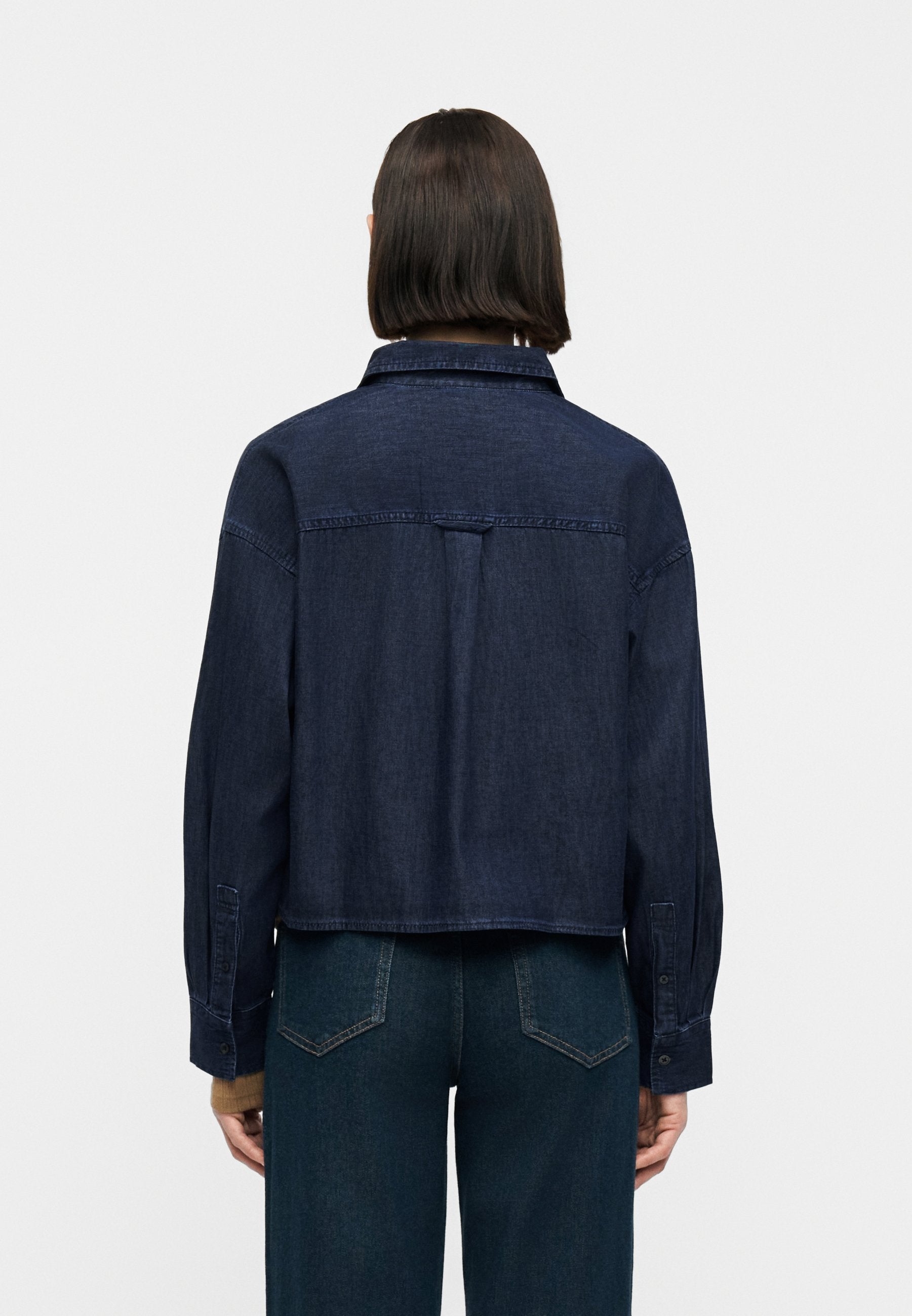 GAP STRAIGHT CROPPED SHIRT