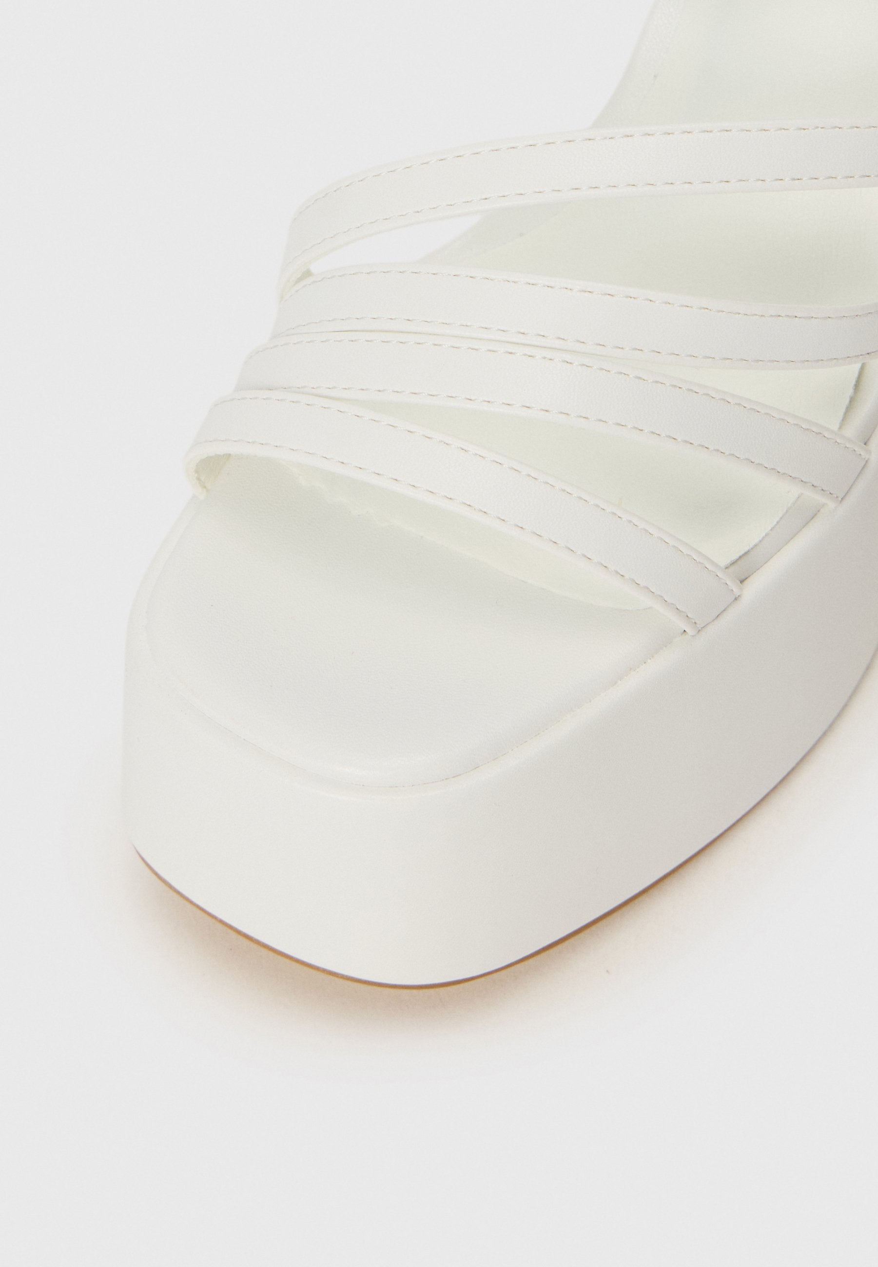 Koi Footwear