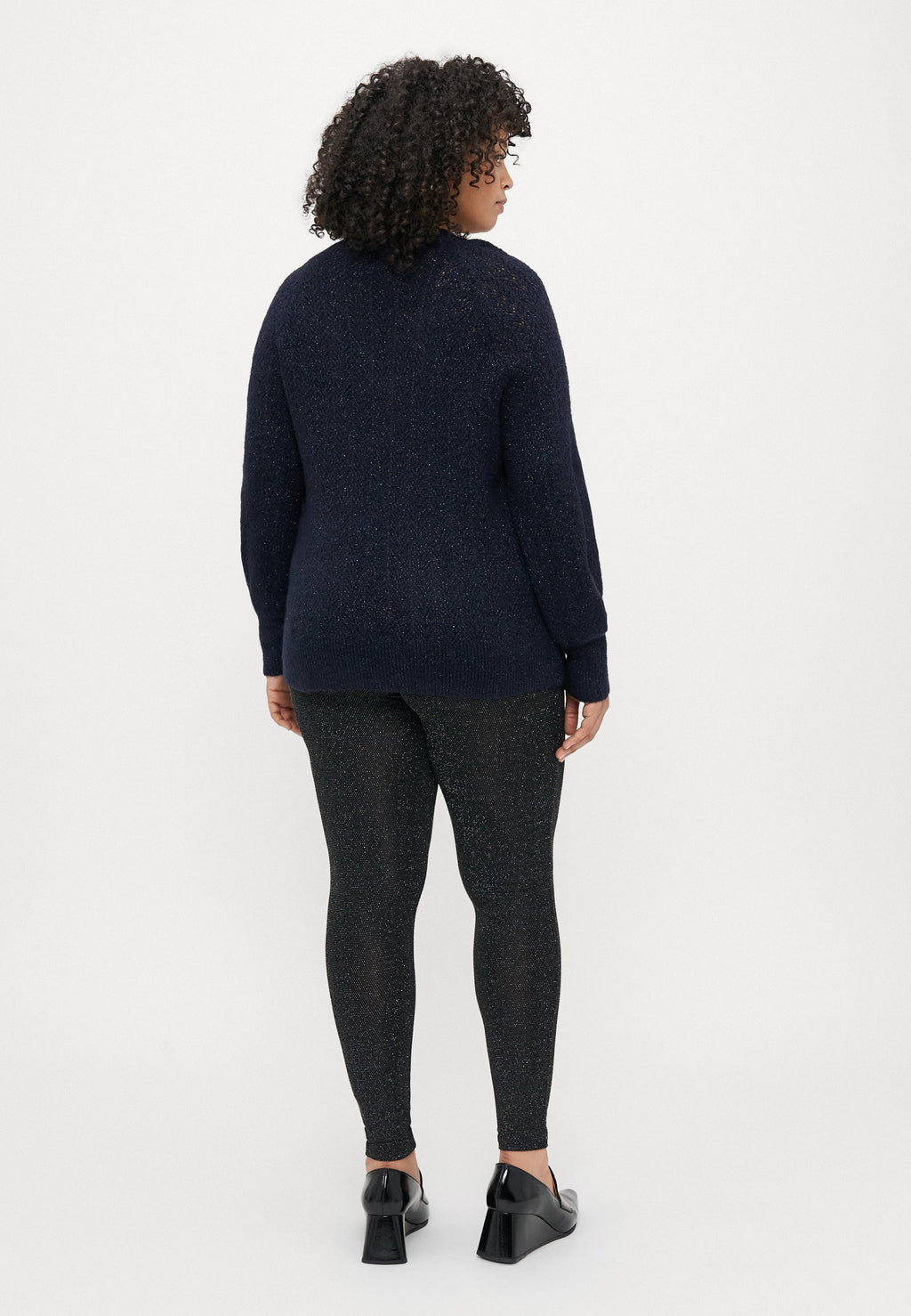 CARLUCILLA GLITTER V NECK  Media 4