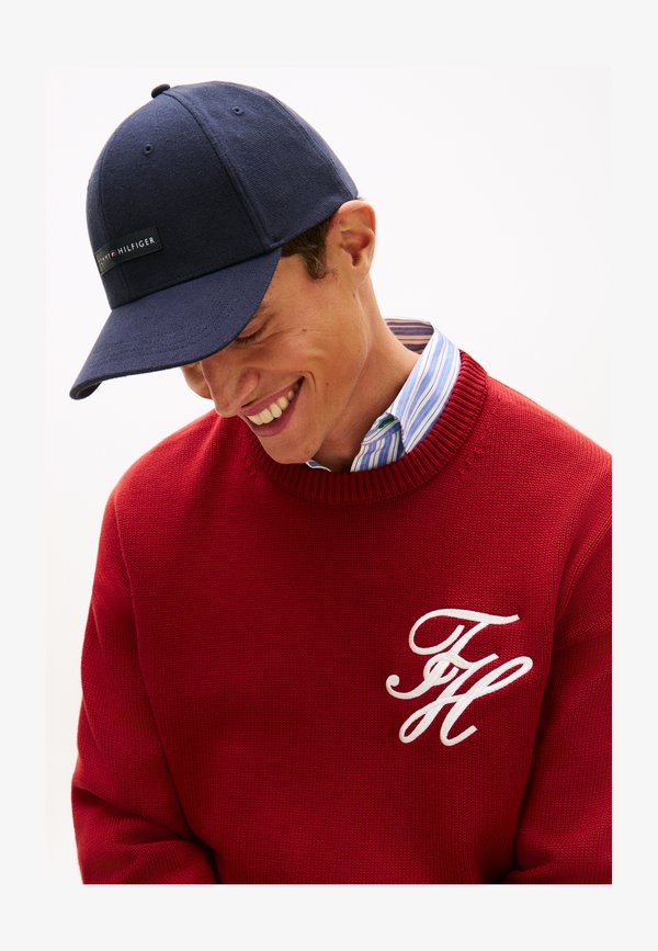 Tommy Hilfiger LOGO PATCH CANVAS BASEBALL CAP - Cap - space blue
