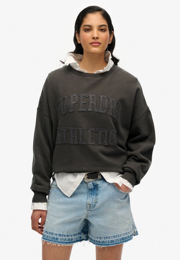 Superdry & Co ESSENTIALS TONAL APPLIQUE CREW - Sweatshirt - charcoal
