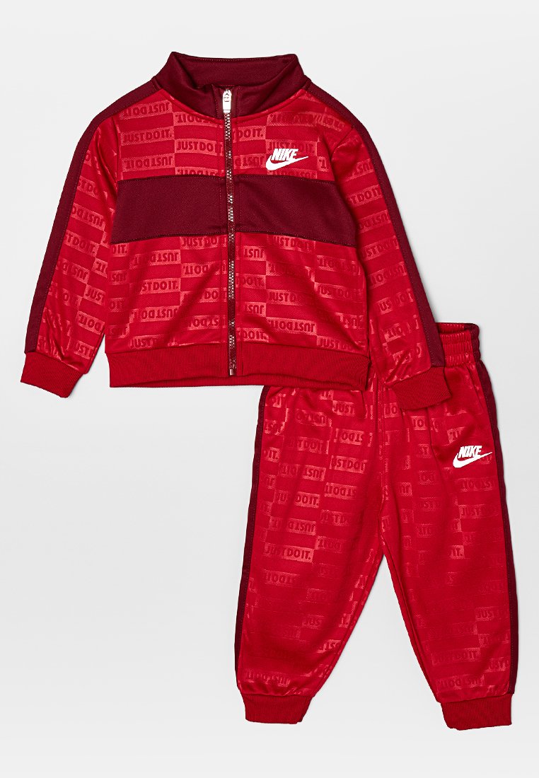 Nike Sportswear