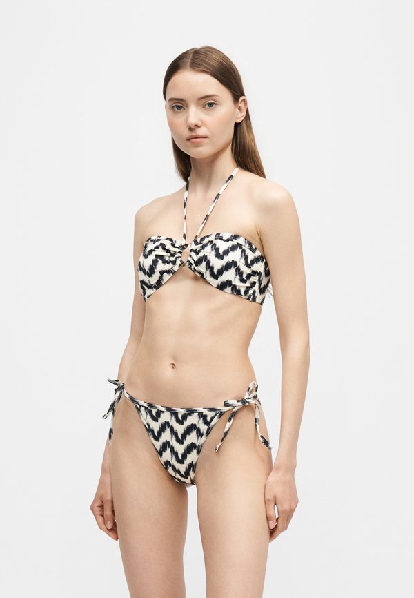 ONLY ONLJULIETTA MARSEILLE SET - Bikini - off-white