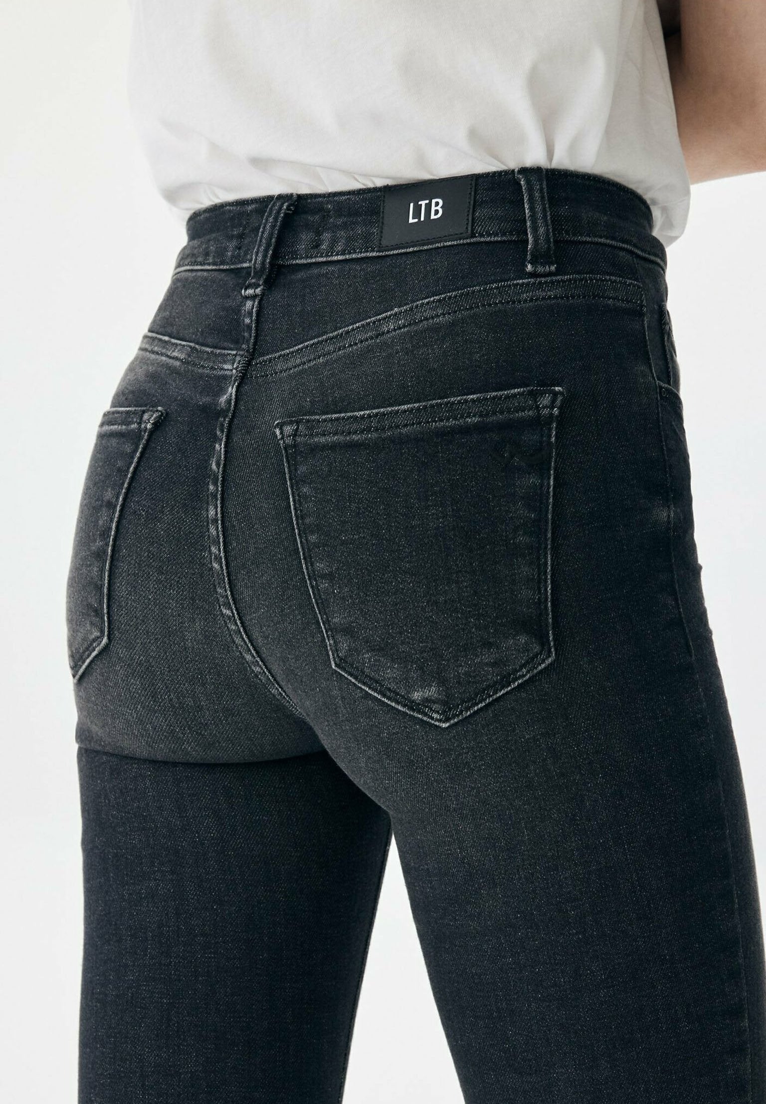 LTB AMY X ELLERY UNDAMAGED WASH