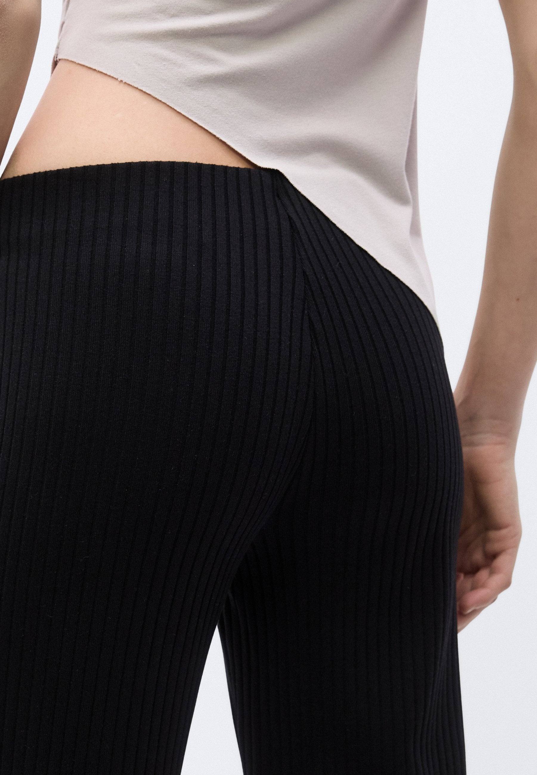 Gina Tricot TROUSERS