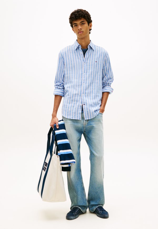 Tommy Jeans REGULAR FIT STRIPE LINEN BLEND SHIRT