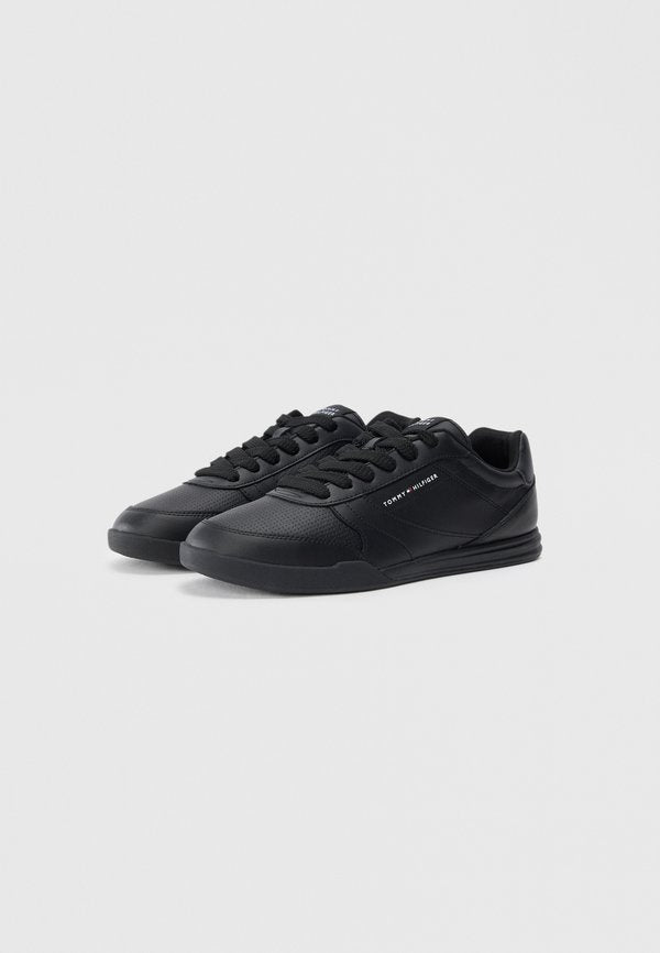 Tommy Hilfiger DEBOSSED LOGO CUPSOLE TRAINERS WITH LEATHER
