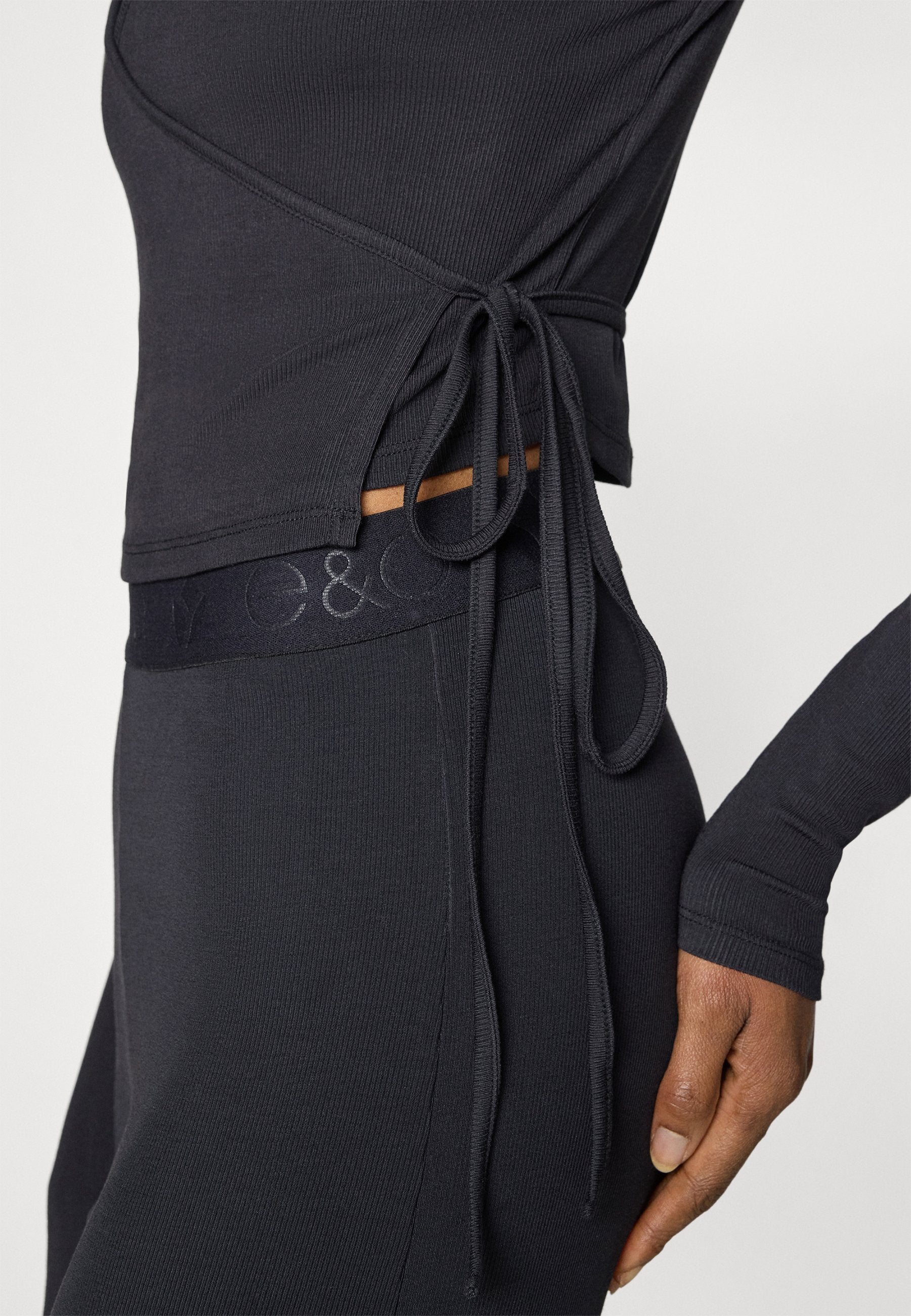 Even&Odd active LONG SLEEVE RIBBED WRAP TOP