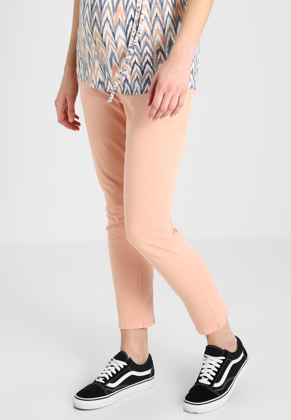 Esprit Maternity