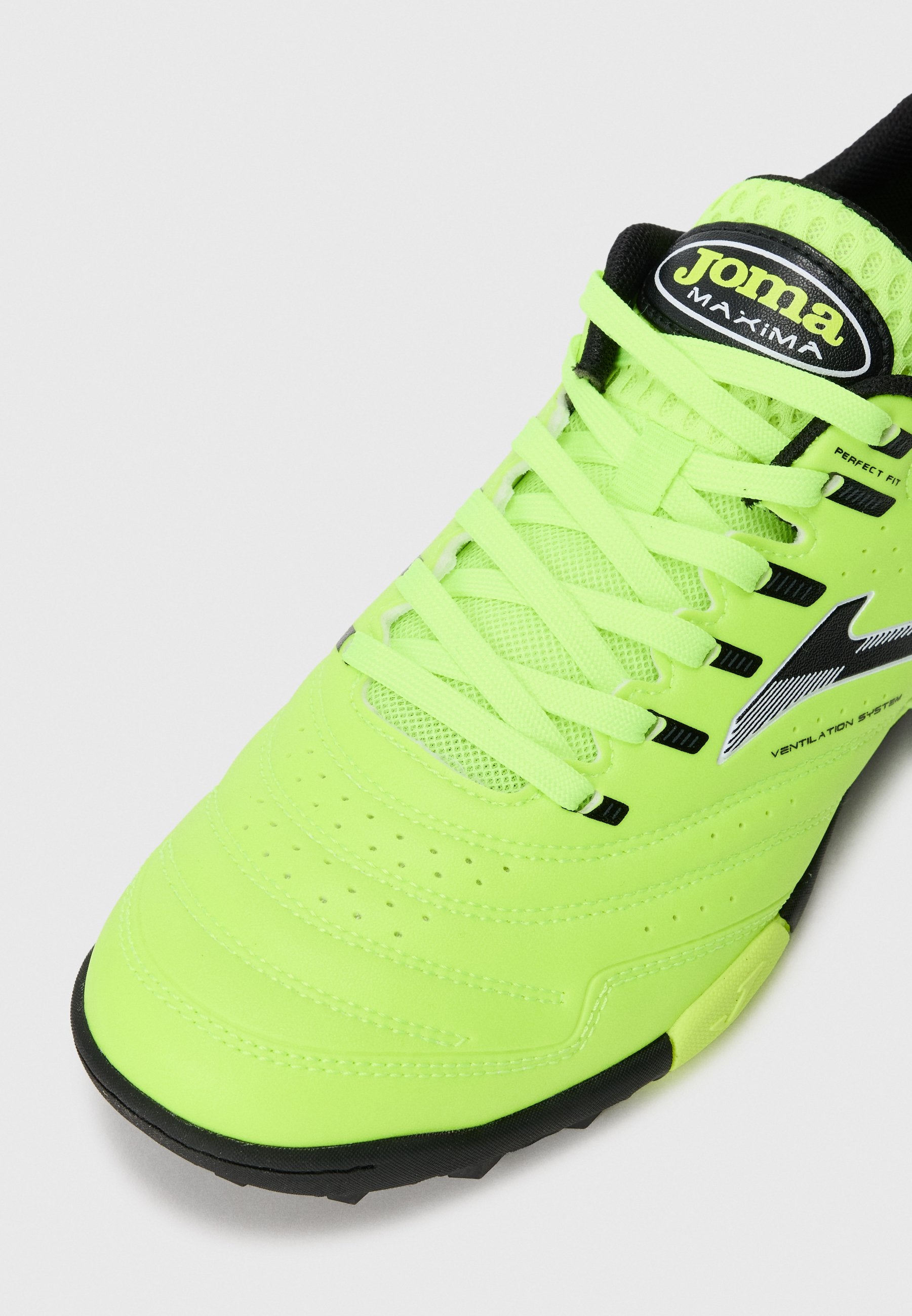Joma MAXIMA