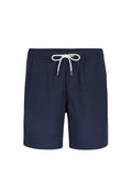 Marineblaue Badeshorts aus leichtem Stoff, mit einem elastischen Bund und weißem Kordelzug sowie einer einzelnen Seitentasche.