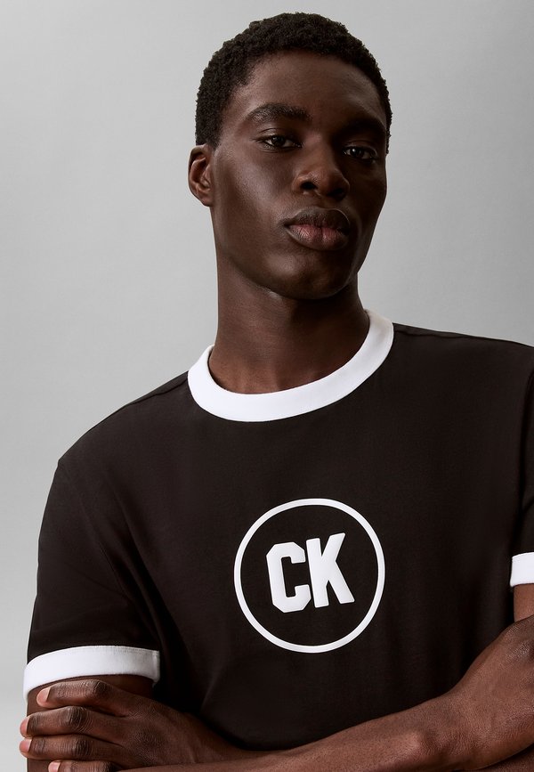 Calvin Klein Jeans 20S MARCH