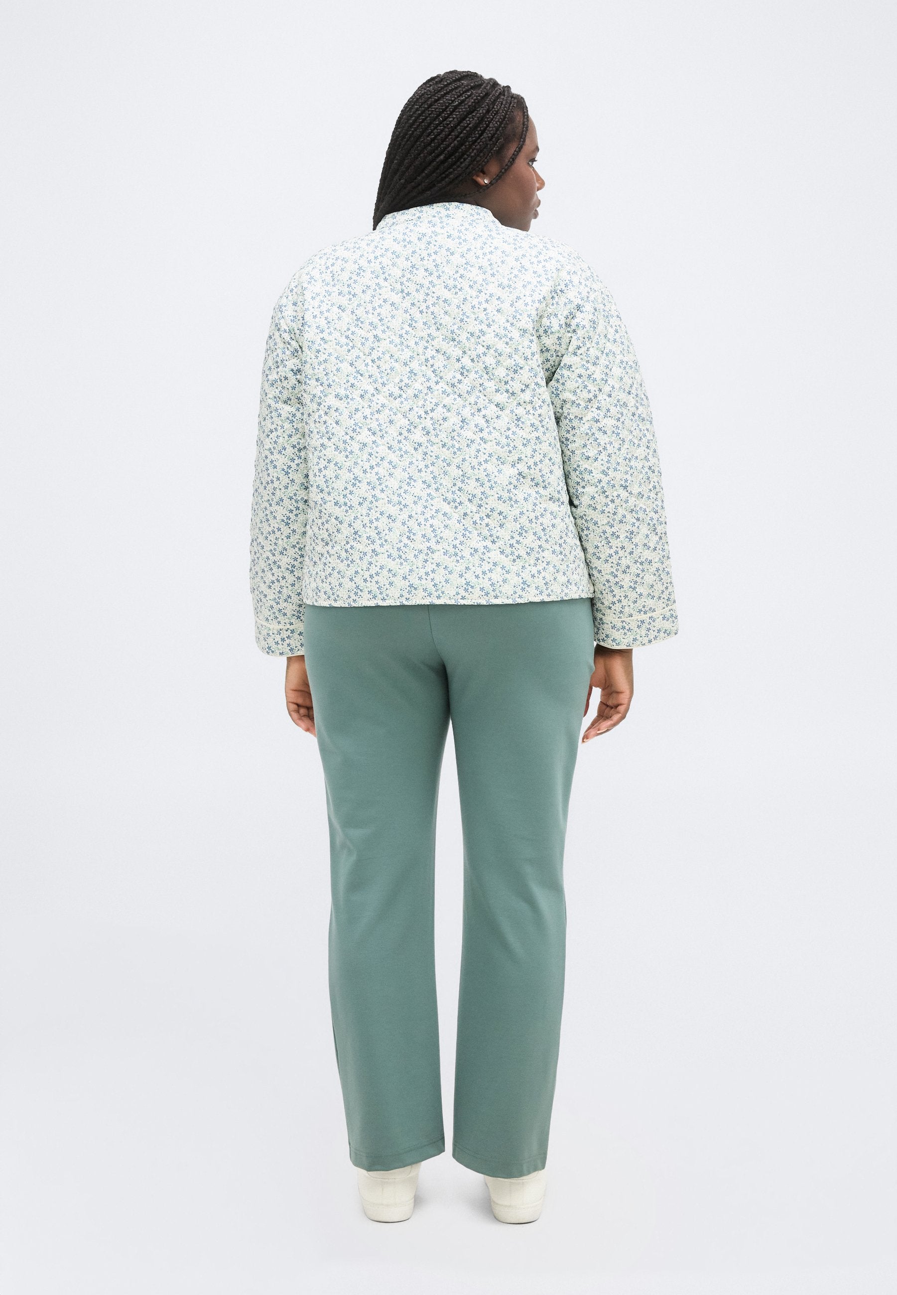 CARHALLIE JACKET  Media 4