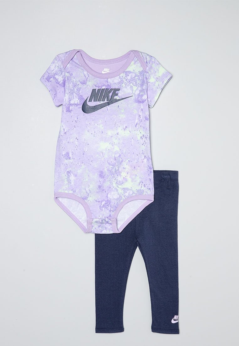 Nike Sportswear SET