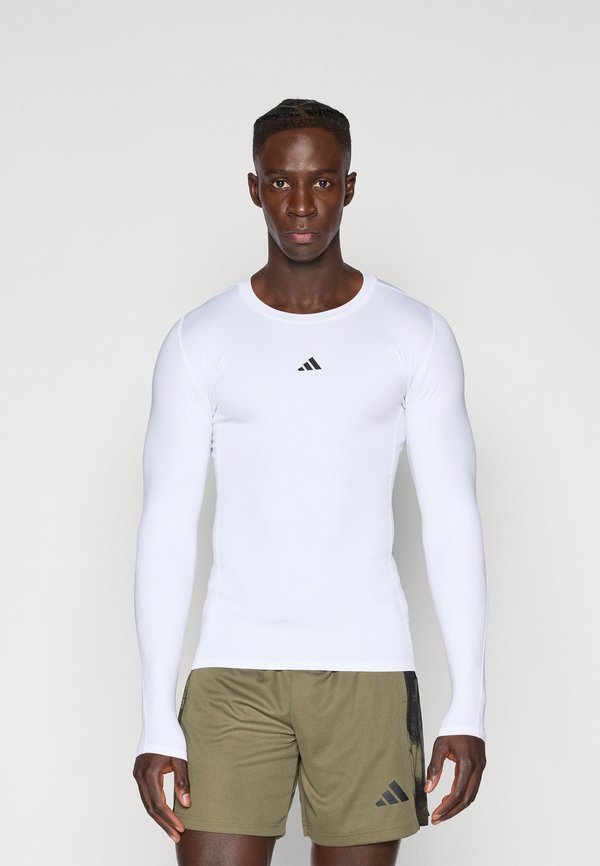 adidas Performance TECHFIT COMPRESSION TRAINING LONG SLEEVE T-SHIRT - Long sleeved top - white