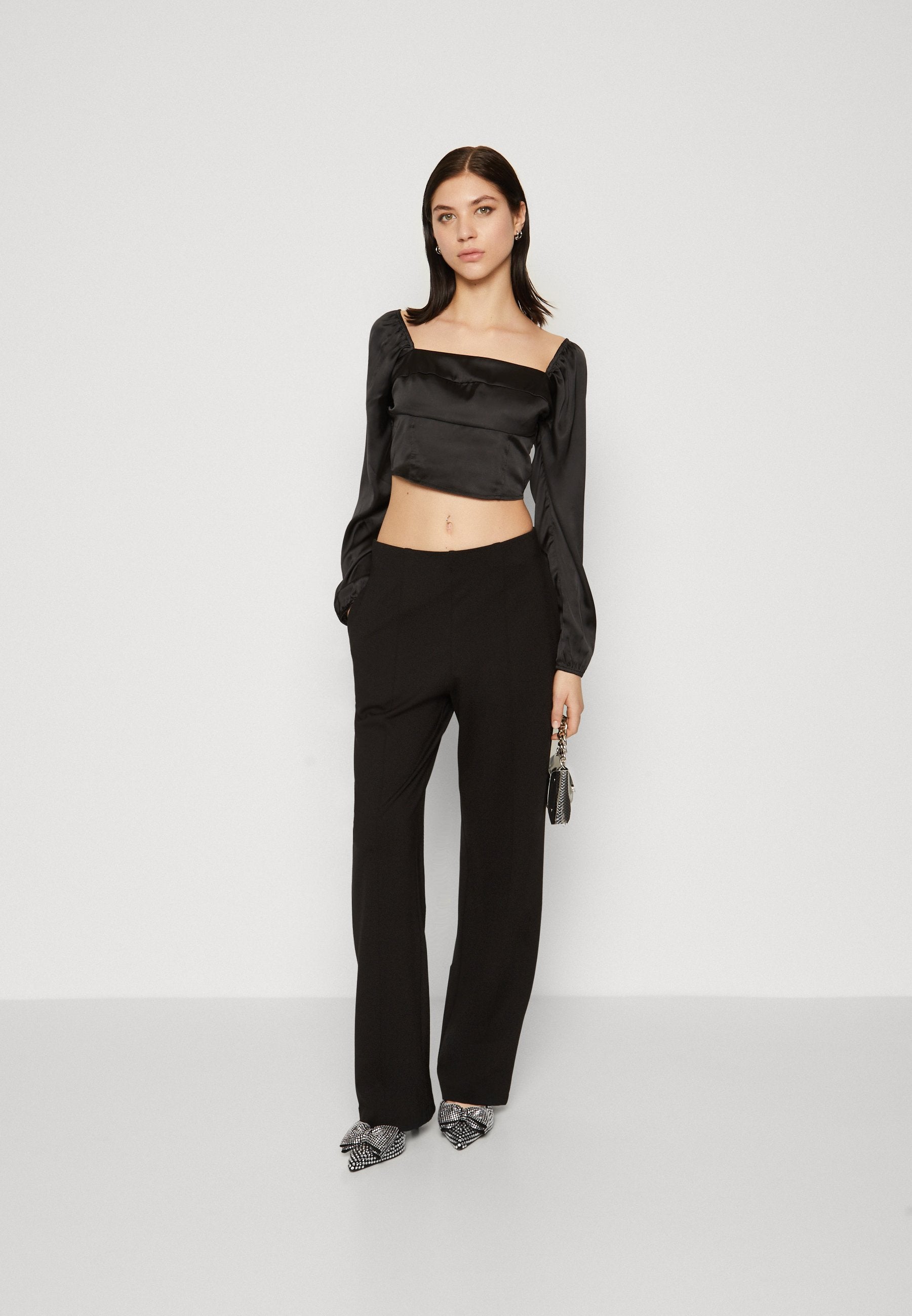 Hollister Co. LONG-SLEEVE SATIN SQUARE-NECK TOP