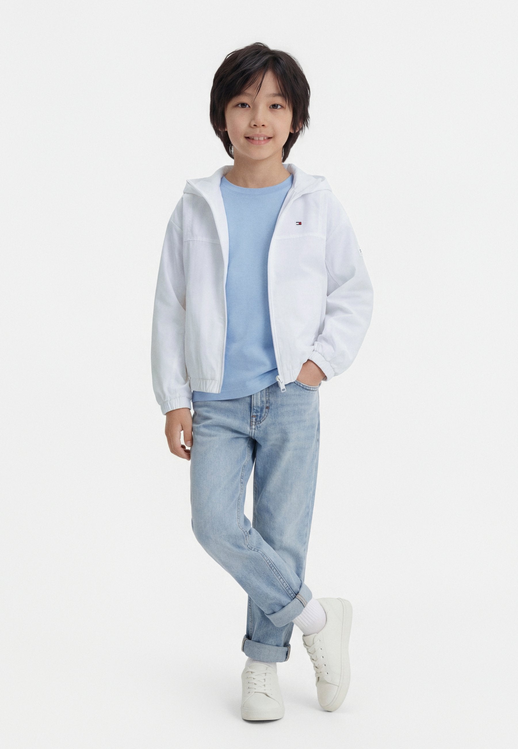 ESSENTIAL ZIP-THRU FUNNEL NECK WINDBREAKER Media 2