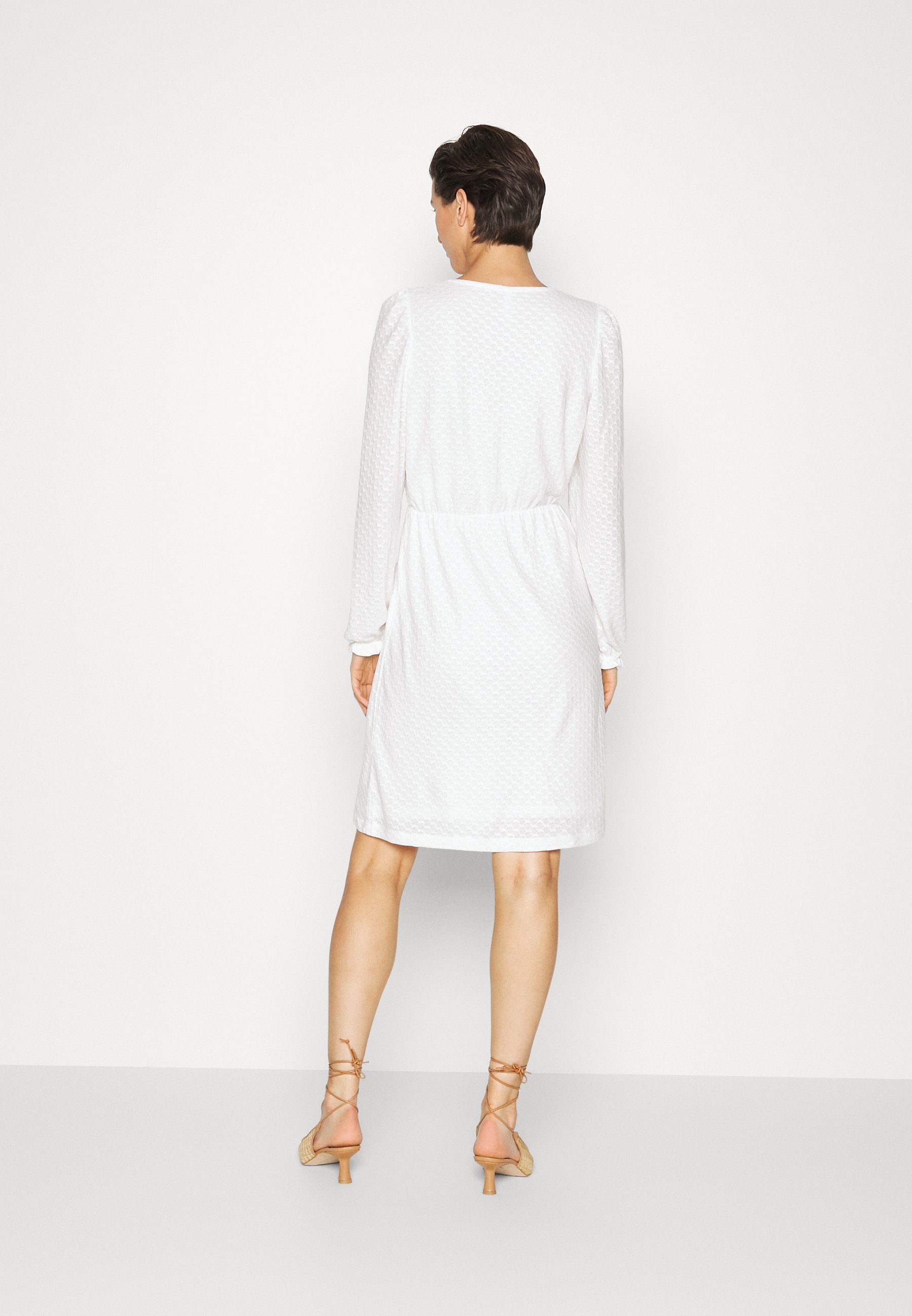 ONLSTEFFIE DRESS Media 4