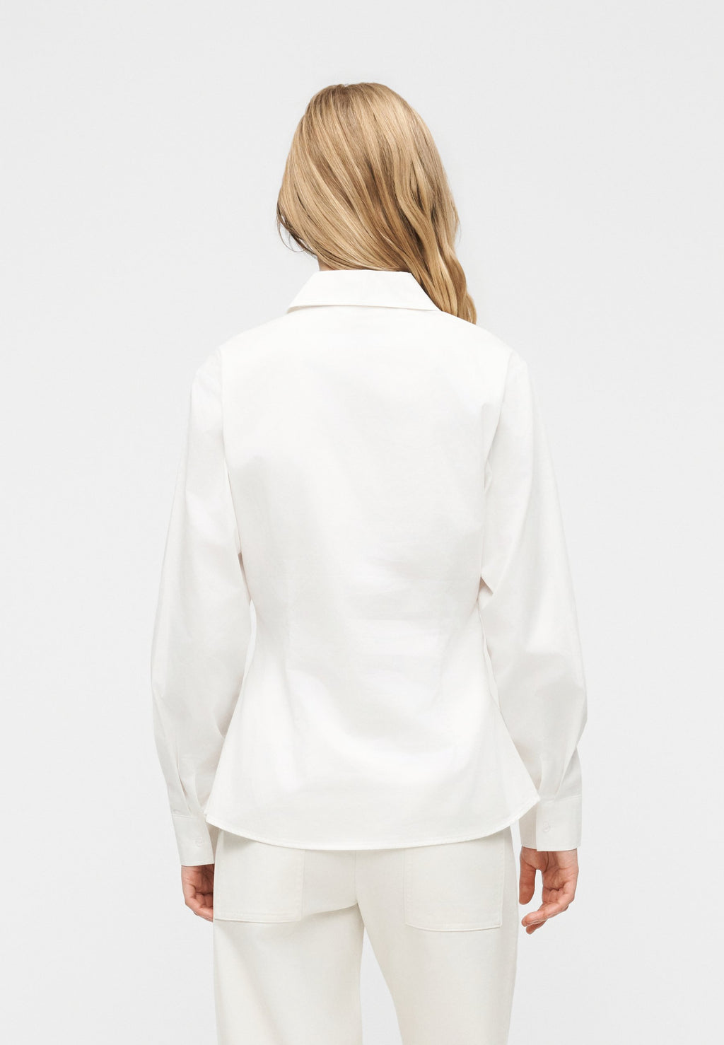 Selected SLWFIA FITTED ASYMETRIC V NECK SHIRT