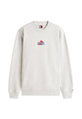 Hellgrauer Pullover mit Rundhalsausschnitt, gerippten Bündchen und Saum, zeigt ein buntes Dreieck-Logo mit den Aufdrucken "tommy" und "JEANS" darunter.