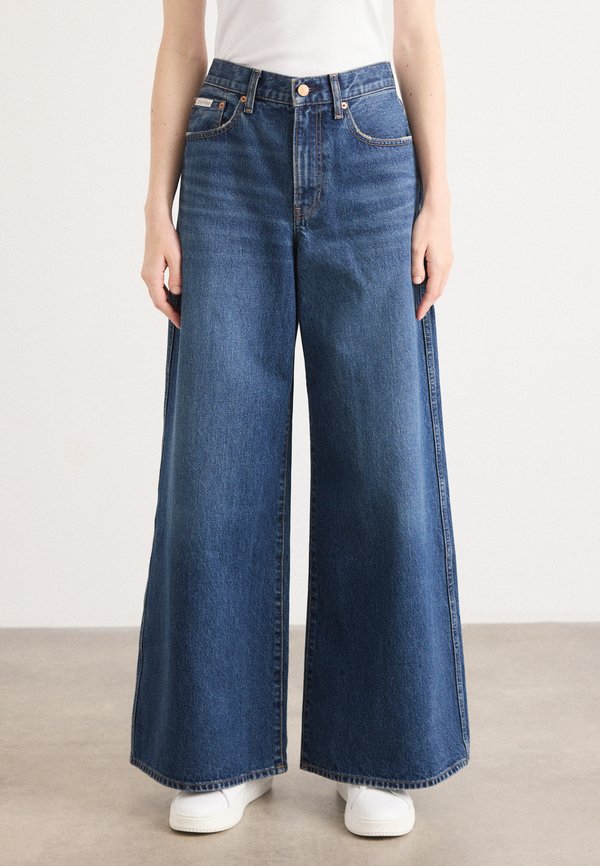 Calvin Klein Jeans THE ULTRA