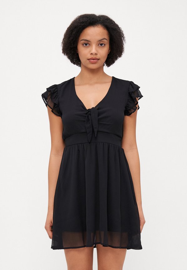 ONLY Petite ONLASTA LIFE PEEKABOO DRESS