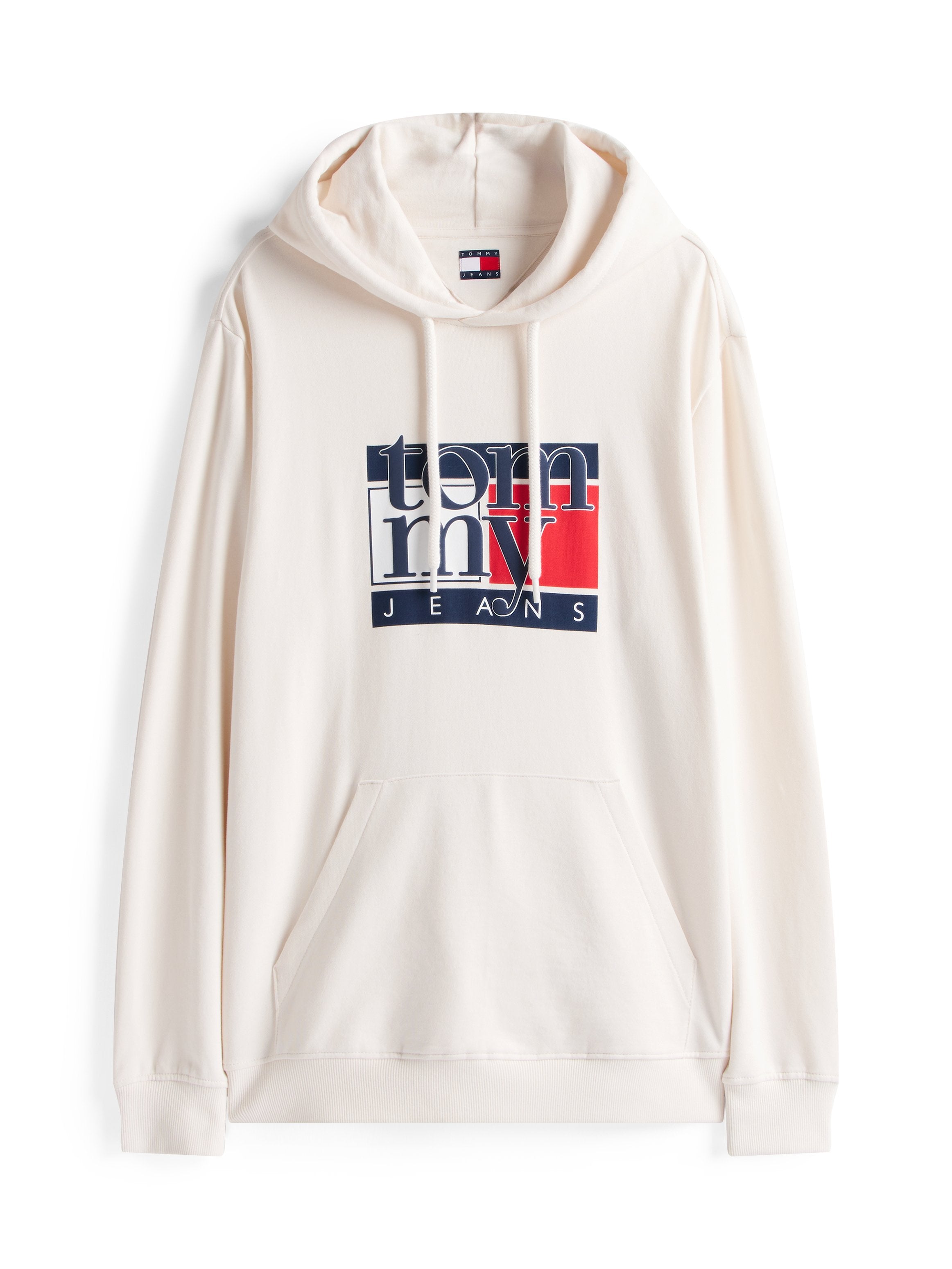 Cremfarbener Hoodie aus weichem Stoff. Hat eine Fronttasche, eine Kapuze mit Kordelzug und ein Logo mit marineblauen und roten Akzenten auf der Brust.