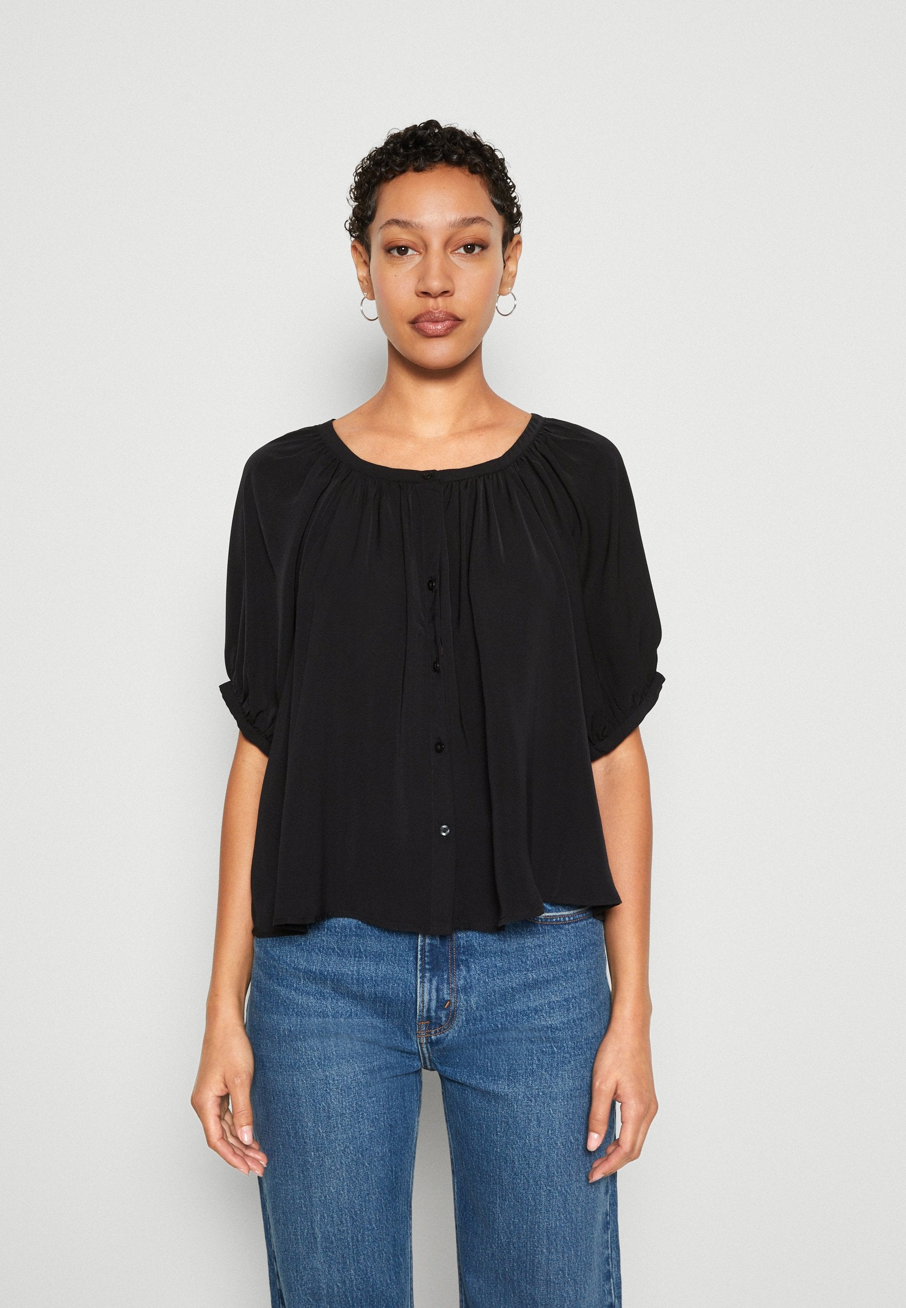 Abercrombie & Fitch CHASE EASY BUTTON THRU