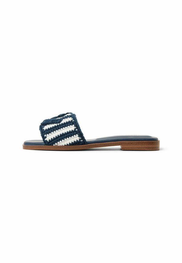 ALDO SLIDE