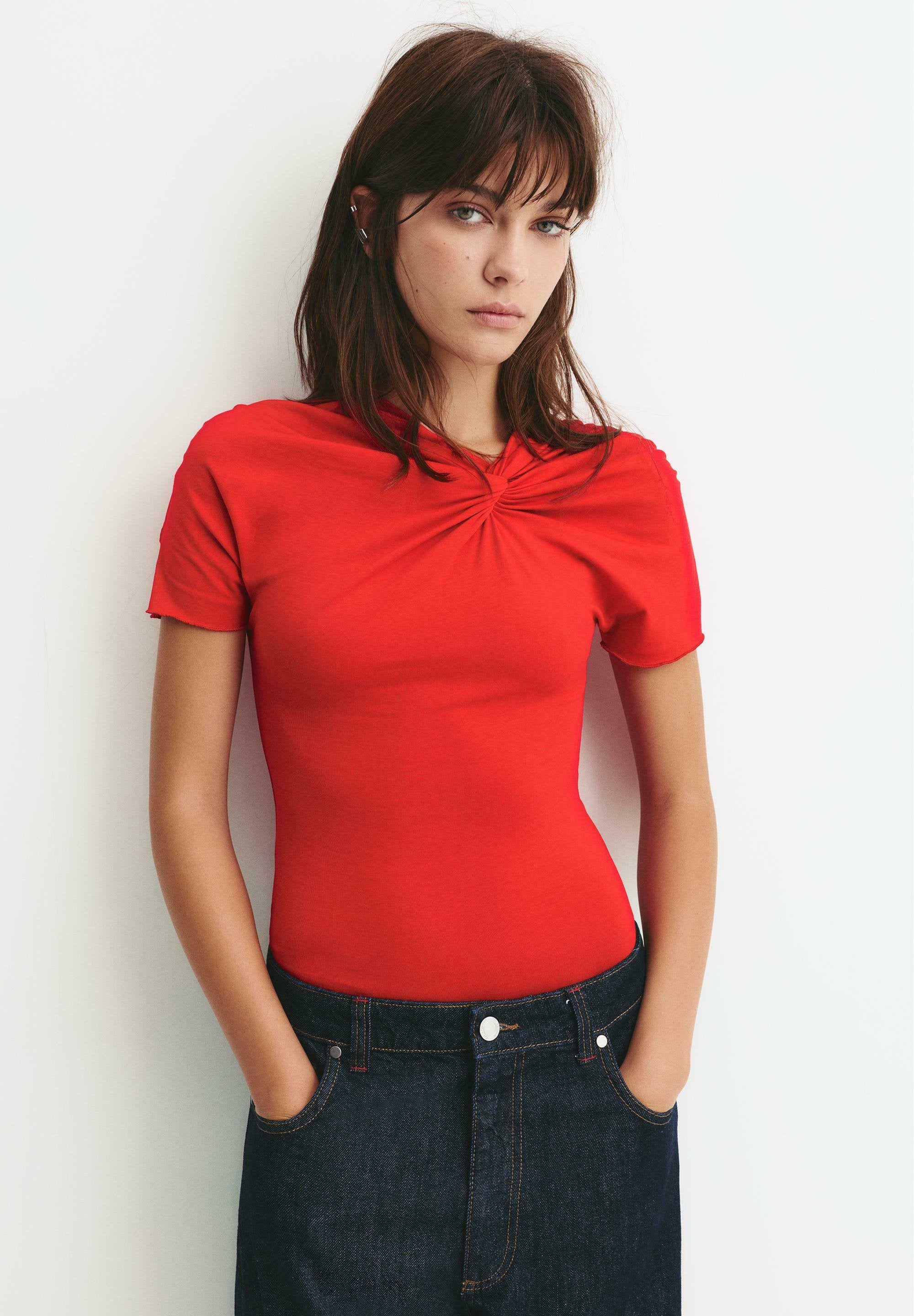 PULL&BEAR KNOT DETAIL NECKLINE