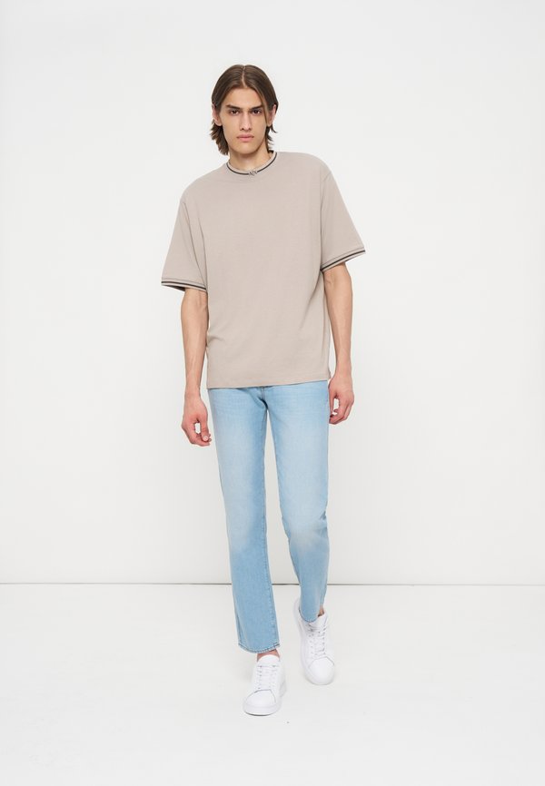 Armani Exchange