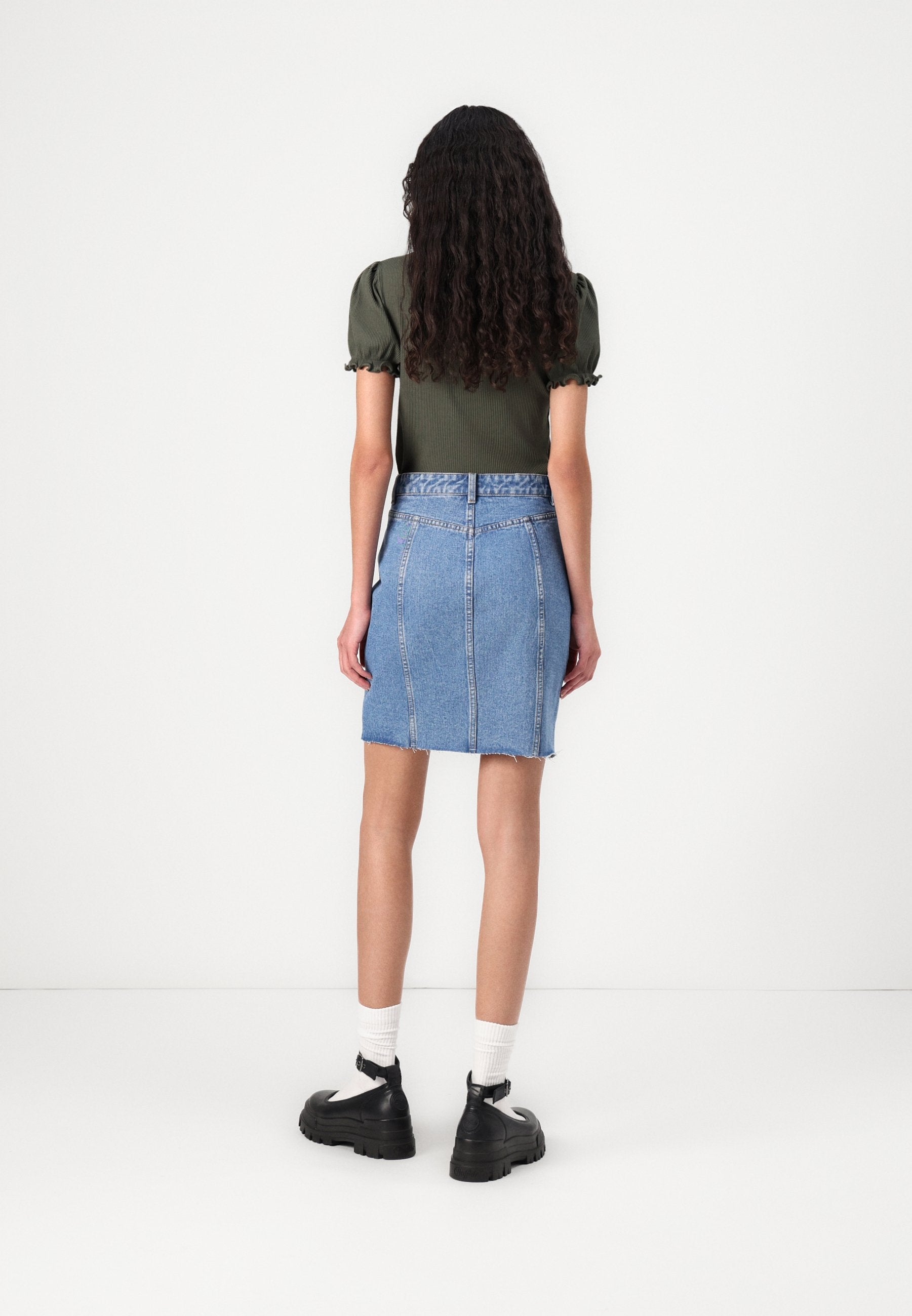 VILA VIKENJA SHORT SKIRT